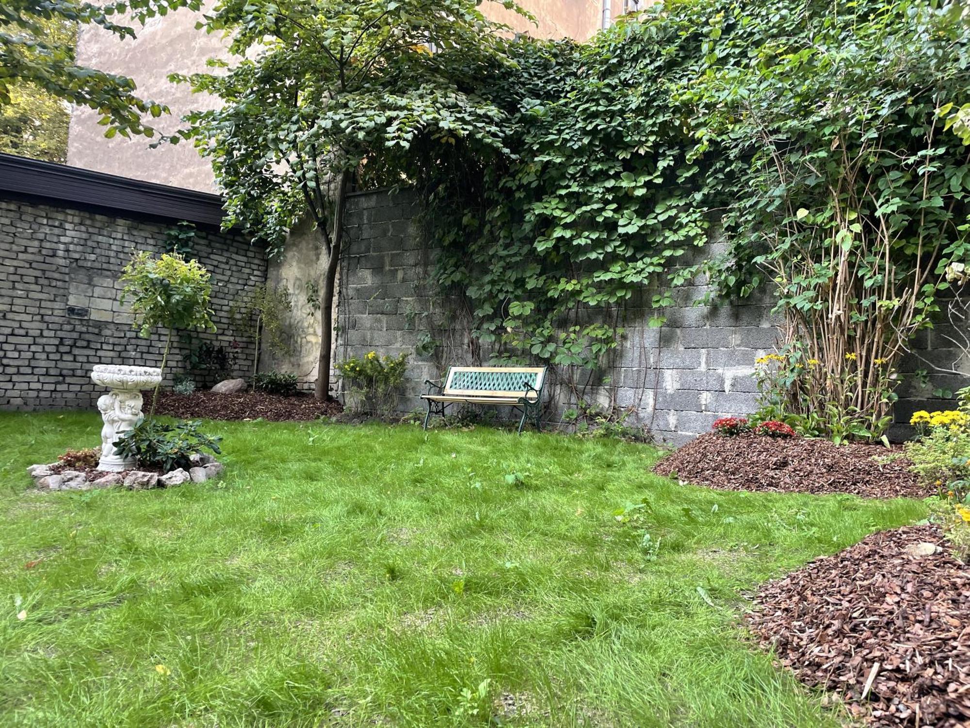 Pristine 1Br Apt In City Center W/ Patio And Parking Riga Buitenkant foto